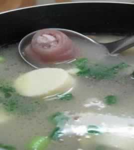 猪尾鲫鱼玉子豆腐的做法 猪尾鲫鱼玉子豆腐的做法