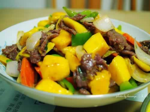 香芒炒牛肉的做法(水果菜谱)