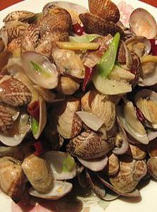 炒蛤蜊_炒蛤蜊的做法_炒蛤蜊怎么做的做法