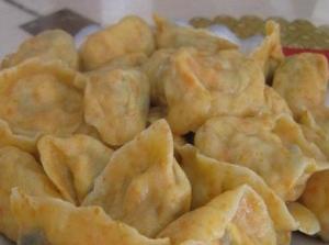 西红柿鸡蛋饺_西红柿鸡蛋饺的做法_西红柿鸡蛋饺怎么做的做法