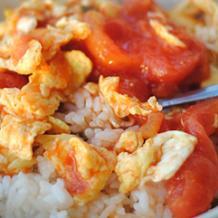 番茄炒蛋盖浇饭_番茄炒蛋盖浇饭的做法_番茄炒蛋盖浇饭怎么做的做法