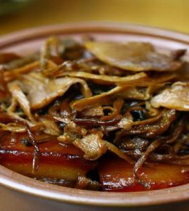 霉干菜焖肉的做法 霉干菜焖肉的做法