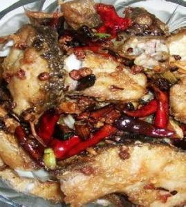 麻辣干烧鱼_麻辣干烧鱼的做法_麻辣干烧鱼怎么做的做法