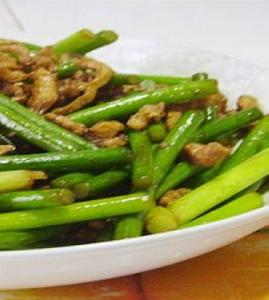 蒜苔肉丝的做法 蒜苔肉丝的做法