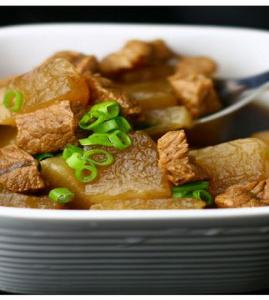牛肉炖白萝卜_牛肉炖白萝卜的做法_牛肉炖白萝卜怎么做的做法