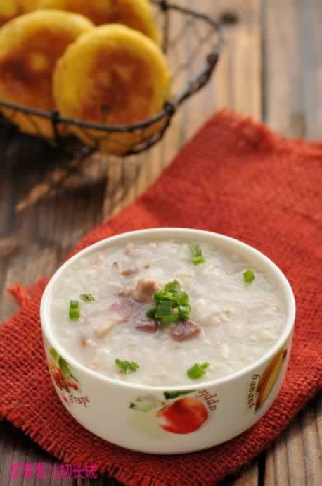 �������ͷ��ʹ����Ϲϱ�����������Ͳ��ף�