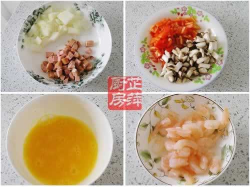 黄金蛋包饭的做法(早餐菜谱)