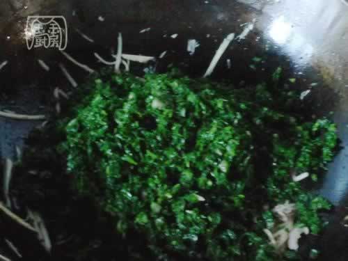 荠菜冬笋炒肉丝的做法(荤素搭配菜谱)