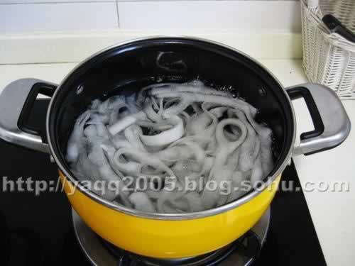 �齴���۵����������˲��ף�