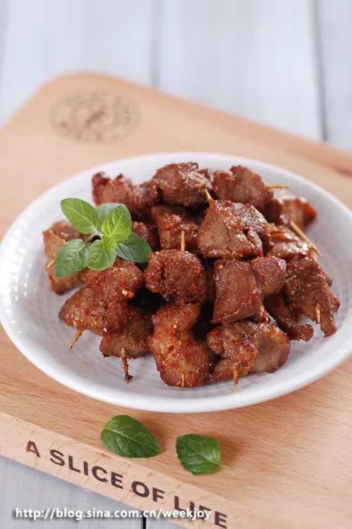 ��ǩ�����������˲��ף�