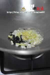 ���ձ���ɽ���ݵ���������˲��ף�