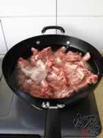 高压锅版黄豆酱炖排骨的做法(荤菜菜谱)