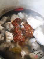 高压锅版黄豆酱炖排骨的做法(荤菜菜谱)