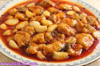 大蒜烧鲢鱼_大蒜烧鲢鱼的做法_图解大蒜烧鲢鱼怎么做,如何做的做法