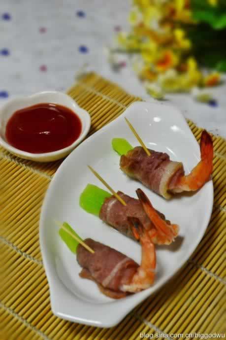 �����Ϻ�ʵ������������˲��ף�