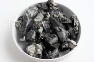 ��������ڼ����������＾������Ѫ���������ף�