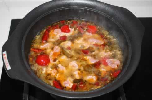 酸菜肉片汤的做法(荤菜菜谱)