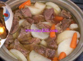 萝卜炖牛肉_萝卜炖牛肉的做法_图解萝卜炖牛肉怎么做,如何做的做法