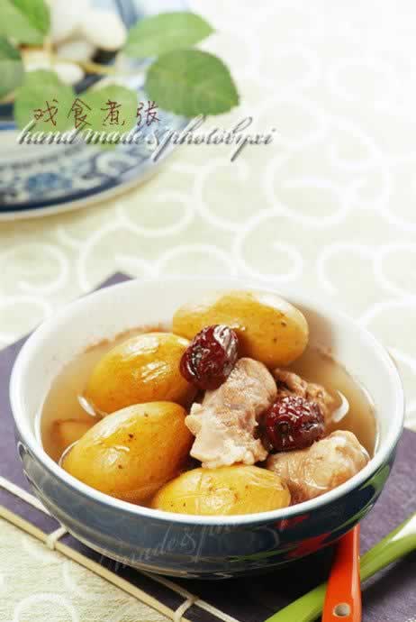 橄榄猪展汤的做法(去燥润喉汤菜谱)