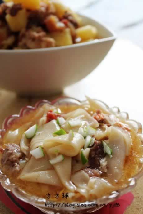 牛肉疙瘩面叶汤的做法(早餐菜谱)