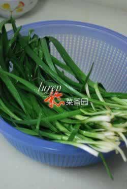 素馅包子的做法(早餐菜谱)