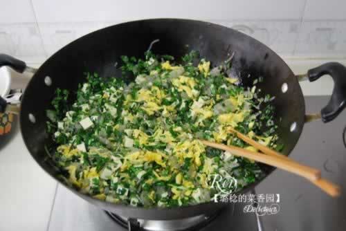 素馅包子的做法(早餐菜谱)