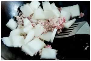 肉末烧冬瓜的做法(素菜菜谱)