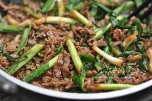 ���⳴ţ�����������˲��ף�