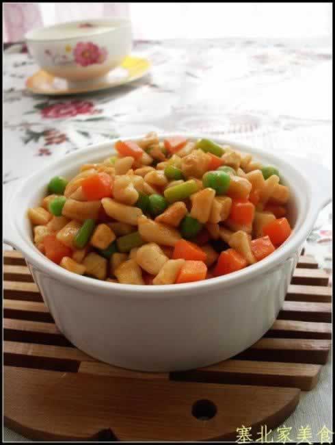 ����С�Գ��������������Ͳ��ף�