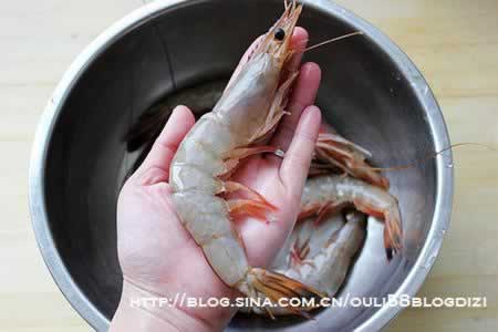 �ܷ�����ζϺ������