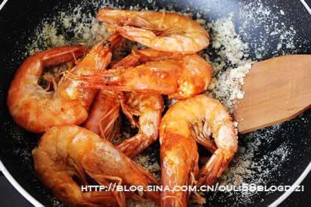 �ܷ�����ζϺ������