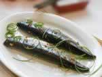 蒜烤秋刀鱼的做法,怎么做,如何做,图解详细步骤的做法