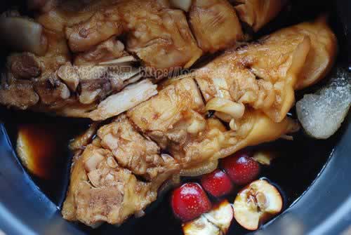 秘制山楂猪手的做法