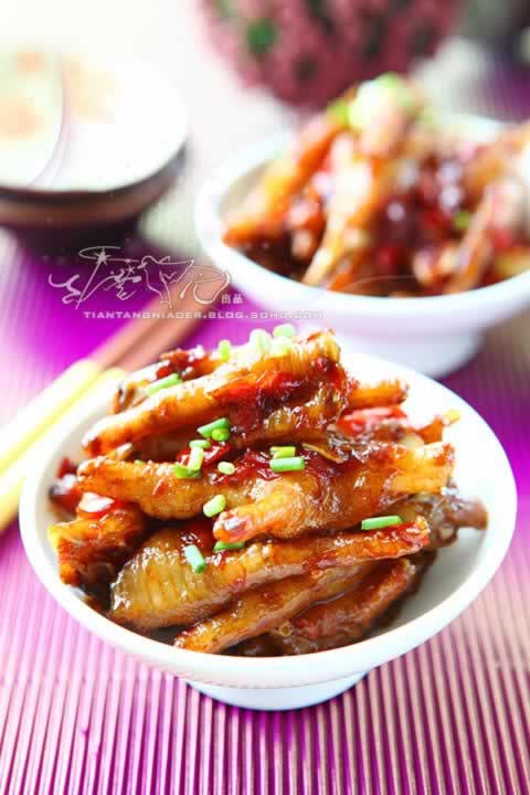 �����צ������