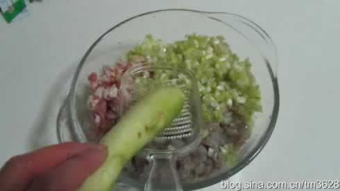 虾仁韭黄馄饨的做法