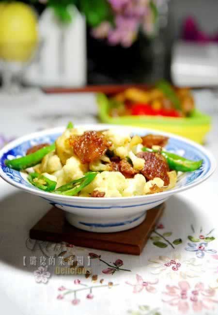 川味香肠炒花菜的做法