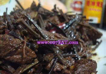 蕨菜烧牛肉的做法 蕨菜烧牛肉的做法