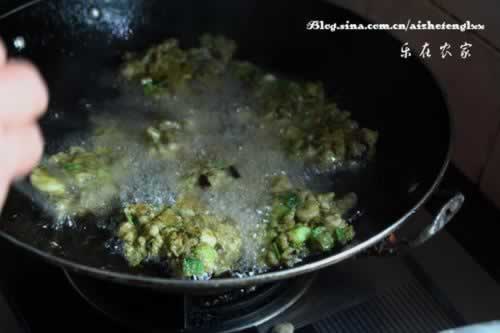 ������ɫ����ը������