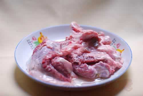 咖喱土豆炆牛腩的做法