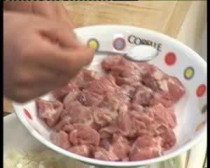 烤肉炒馕和菜团的做法