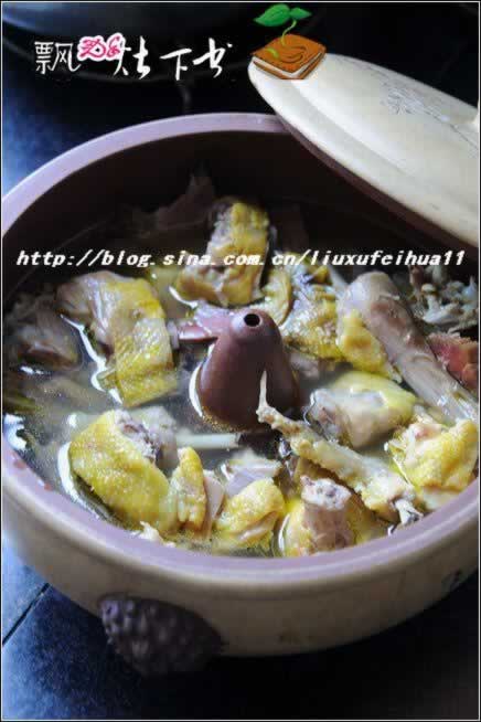 汽锅童子鸡的做法