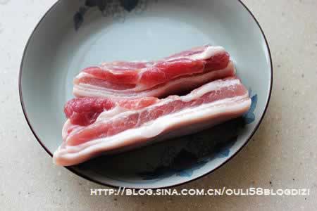 ���κ����������