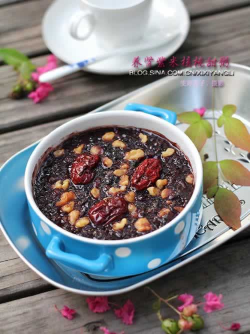 ���׺��Һ������������