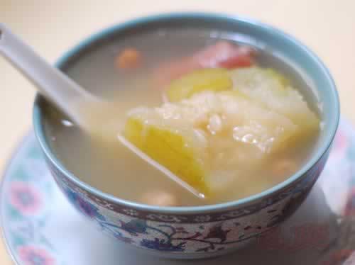 节瓜猪尾汤的做法