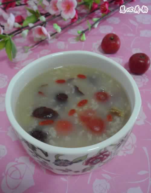 山楂红枣粥的做法