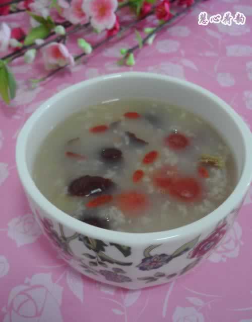 山楂红枣粥的做法