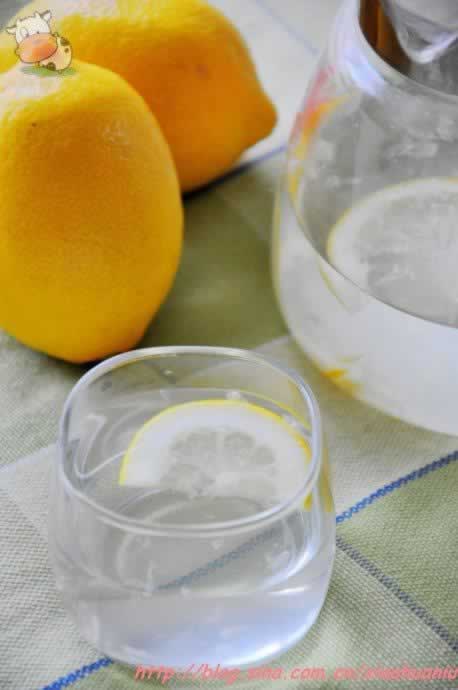 ���ʷ�����������