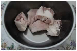 芸豆猪手汤的做法