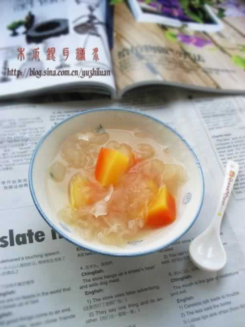 木瓜银耳糖水的做法