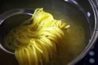 �ݲ������������